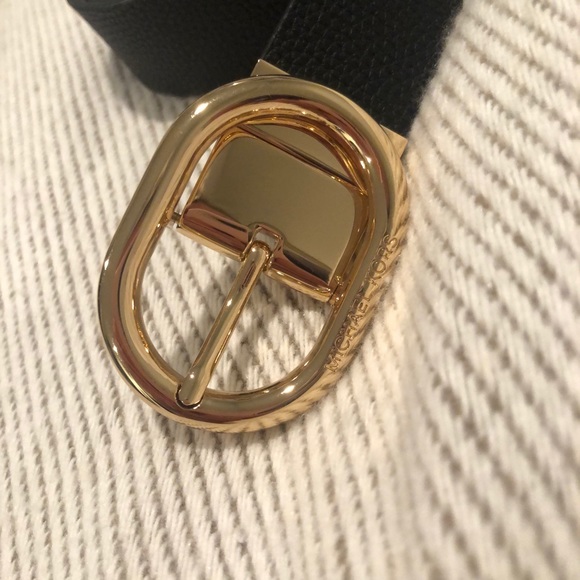 MICHEAL KORS reversible logo belt - Picture 6 of 10